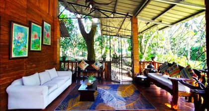 Charming B&B with Fitness Room and WiFi in Enchanting Lipa