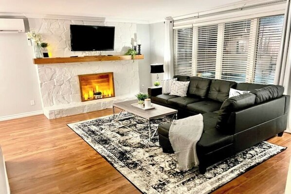 TV connectée, cheminée