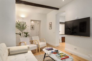 Smart-tv och böcker