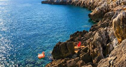 Charming stone trullo with sea access (house F)