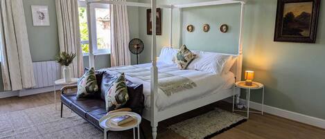 2 Schlafzimmer, Schreibtisch, Bügeleisen/Bügelbrett, kostenloses WLAN