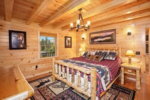 4 bedrooms, iron/ironing board, free WiFi, bed sheets - Riverfront, Brand New Log Cabin-Fireplace-Firepit (Carroll)