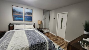 1 chambre, fer et planche à repasser, Wi-Fi, draps fournis