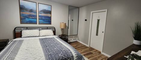 1 habitación, tabla de planchar con plancha, wifi y ropa de cama
