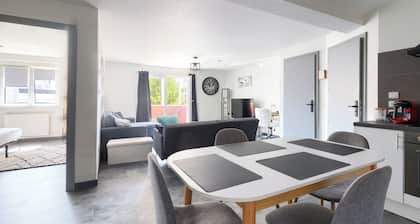 Saint Maurice Design Home