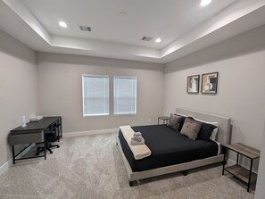 3 sovrum, strykjärn/strykbräda, gratis wi-fi och sängkläder