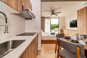 Interior - King Studio w/ Balcony, Rooftop Pool | Aldea Zama (Tulum)