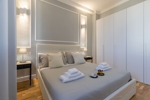 2 bedrooms, iron/ironing board, WiFi, bed sheets - Careggi/Rifredi Chic Apartment Tramvia T1-T2 (Firenze)