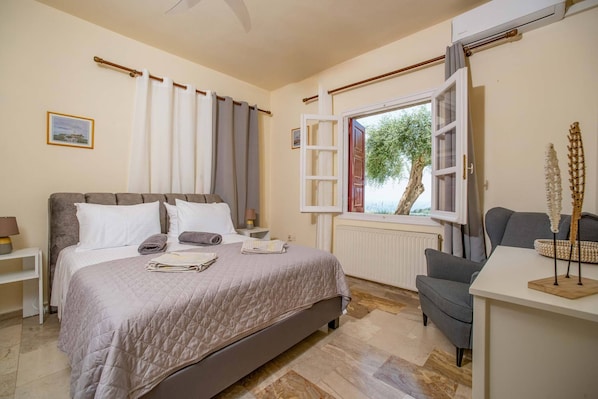 3 chambres, fer et planche à repasser, Wi-Fi, literie fournie