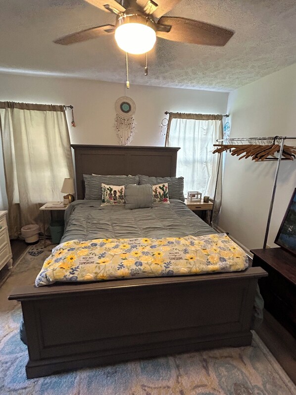 3 Schlafzimmer, Bügeleisen/Bügelbrett, WLAN, Bettwäsche