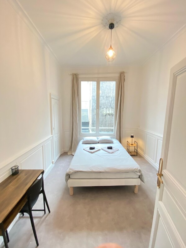 4 bedrooms, WiFi, bed sheets - L'Appartement Privilège - 4 bedrooms - Coeur d'Angers, Spacious and elegant (Angers)