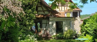 ROMANTIC GARDEN GITE