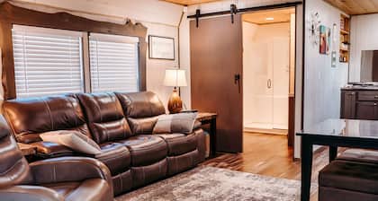 Great Getaway to Relax, close to Big Southfork National Recreational Area