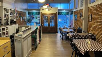 Mittagessen und Abendessen, italienische Küche