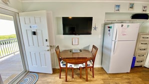 Unclassified image, 5 of 20, button - Charming studio with Ocean View, AC, wifi, pool, on-site laundry room (Atlantic Beach)