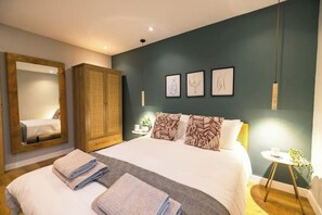 3 chambres, lit parapluie, Wi-Fi gratuit, draps fournis