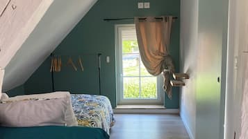 1 habitación, wifi y ropa de cama