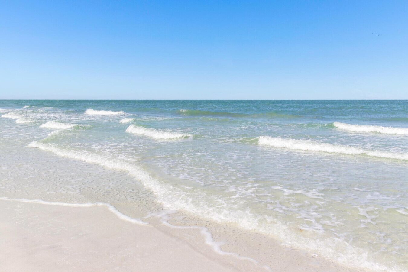 بالقرب من الشاطئ