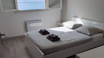 2 bedrooms, iron/ironing board, travel crib, free WiFi