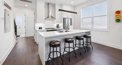 American Talladega Nights - Downtown with Hot Tub