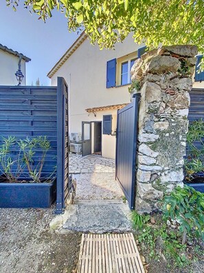 Exterior - Nugget! Modern village house, Jacuzzi-garden with exceptional view (Cabris)