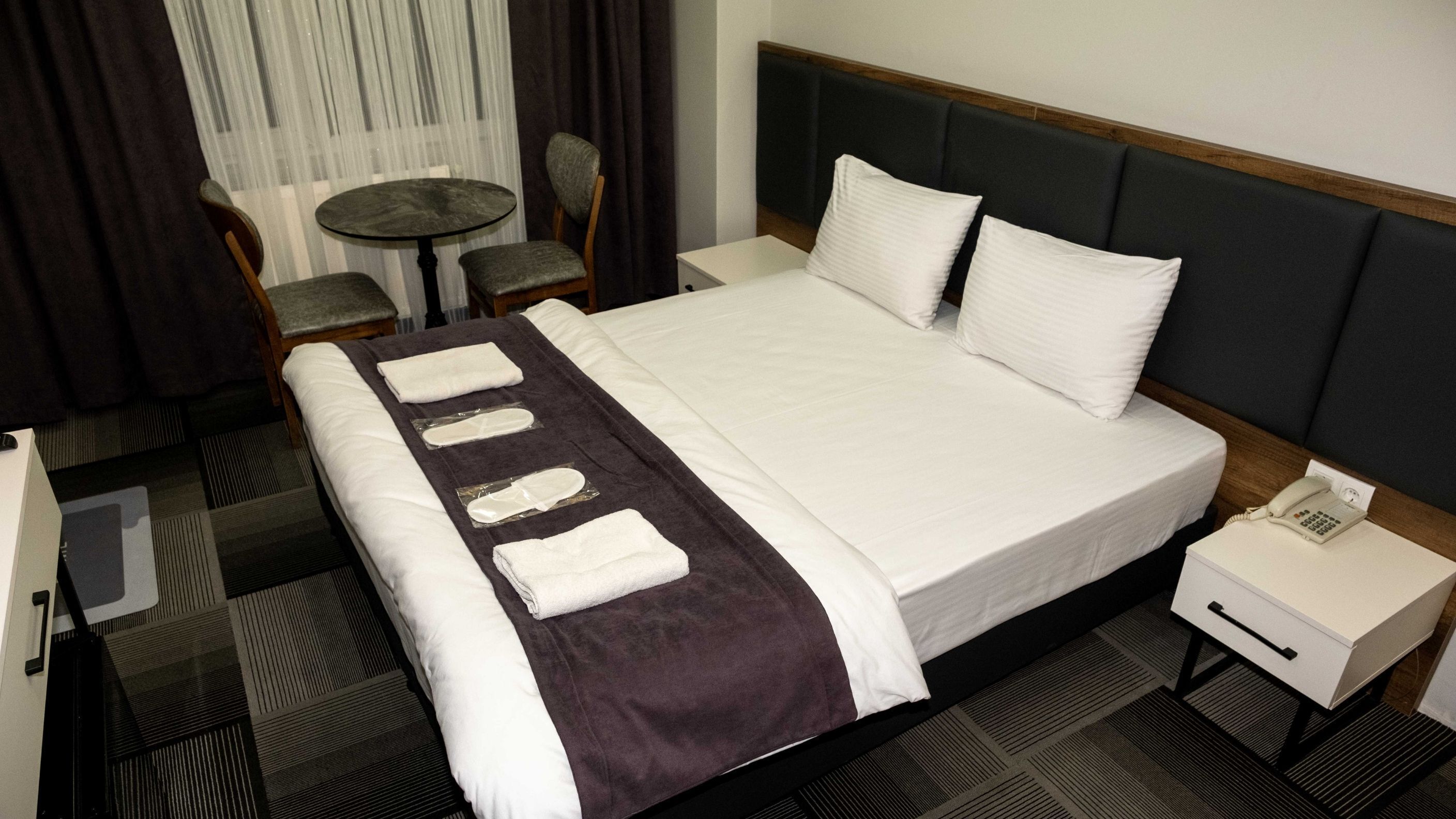 Studio Suite | Premium bedding, Select Comfort beds, minibar, desk