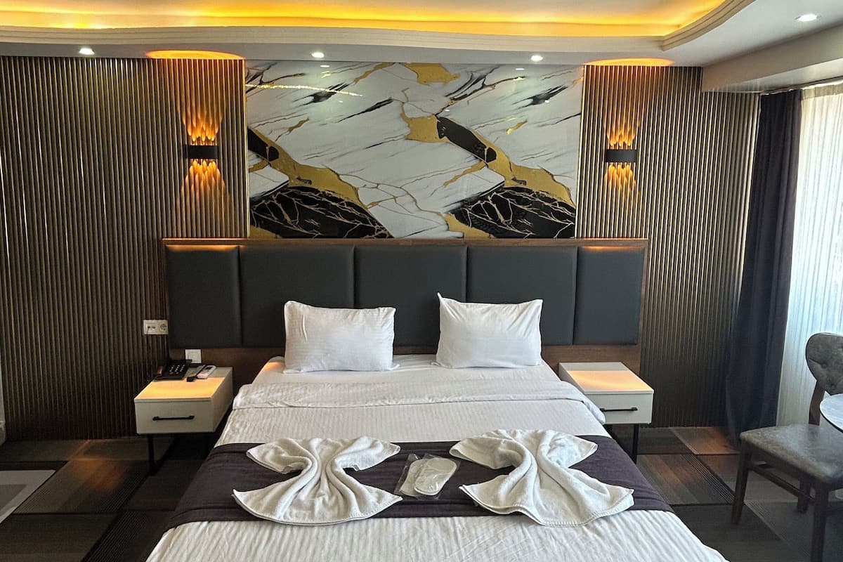 Quarto casal clássico, vista para o mar | 1 quarto, roupas de cama premium, camas Select Comfort, escrivaninha