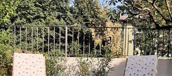 La Civetta, elegant one-bedroom apartment with garden, private parking 10min from the city