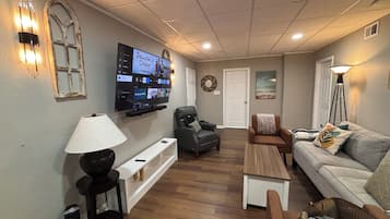 Smart-TV, stereoanlegg og PC-skjermer