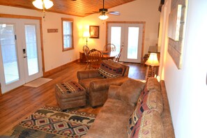 Smart TV, fireplace, DVD player, books