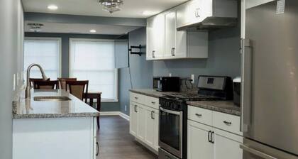 Cozy 3-bedroom house in charming Rockford with WiFi