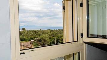 Apartamento Deluxe, balcón, vistas al mar | Vistas al mar