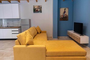 Comfort Apartment | Living area