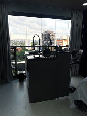 Studio Exécutif, vue ville | 1 chambre, fer et planche à repasser, Wi-Fi gratuit