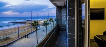 Hotel Sahara Beach