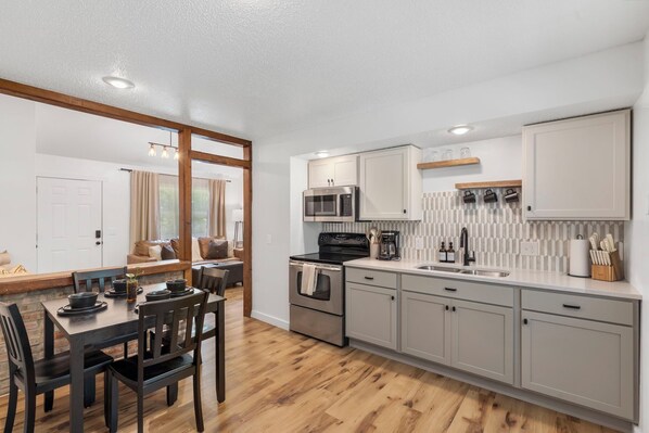 Microwave, oven, stovetop, coffee/tea maker