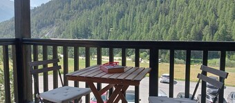 Studio apartment in the mountains (1600 m.a.s.l.) Full southern exposure