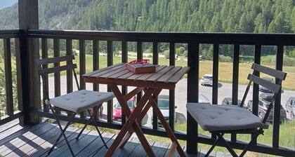 Studio apartment in the mountains (1600 m.a.s.l.) Full southern exposure
