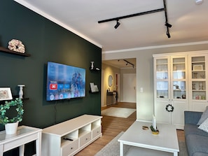 Smart TV, books, printers - VILLARE8 APARTMENTS - Modern apartment in the countryside with large kitchen and 2 bedrooms (Adenbüttel)