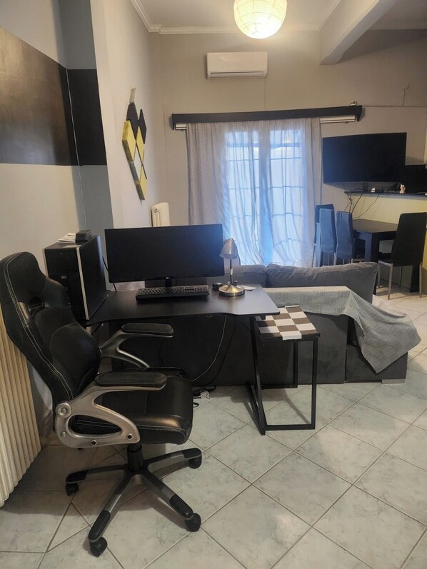 Flat-screen TV, computer monitors, printers