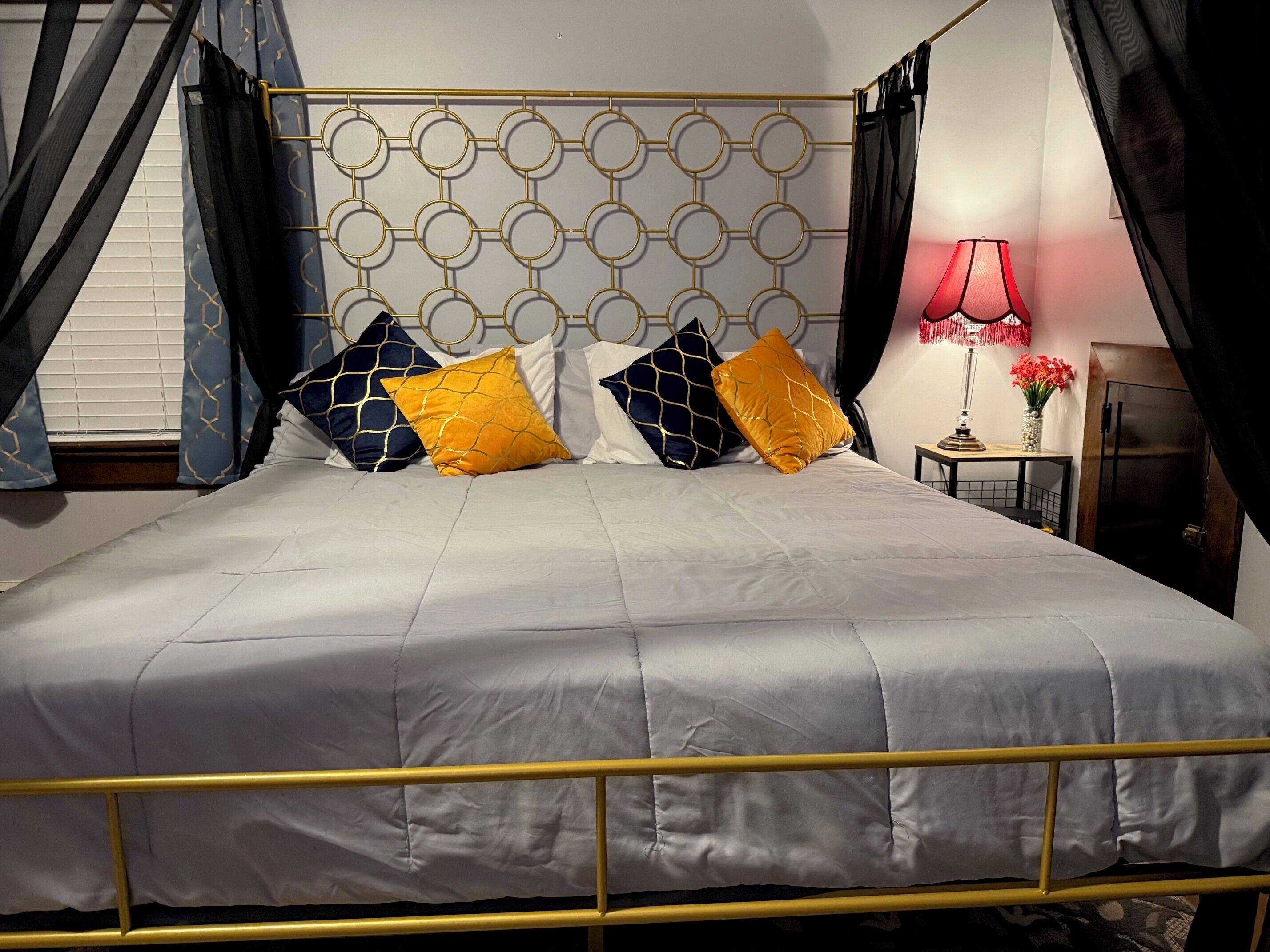 5 slaapkamers, een kluis op de kamer, een strijkplank/strijkijzer