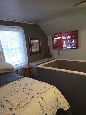 3 slaapkamers, een bureau, een strijkplank/strijkijzer, wifi