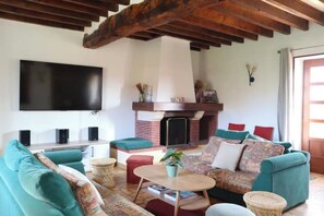 Smart TV, fireplace, foosball, table tennis