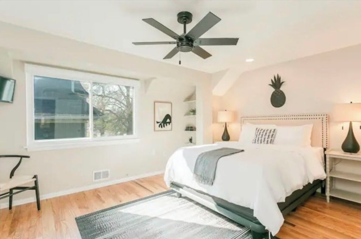 2 多间卧室、熨斗/熨衣板、WiFi、床单