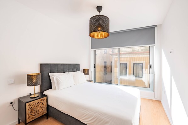 2 chambres, fer et planche à repasser, accès Internet, draps fournis