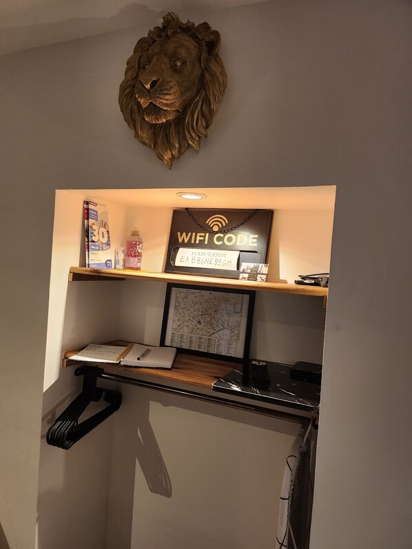 Interior - The wash house (Ballan-Miré)