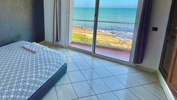 5 chambres, fer et planche Ă repasser, lit parapluie, Wi-Fi gratuit