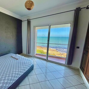 5 bedrooms, iron/ironing board, travel crib, free WiFi