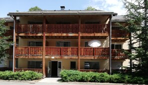 Exterior - Quiet residence 700m from Ax-les-Thermes town center. Pets allowed (Ax-les-Thermes)