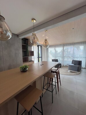 로비 좌석 공간